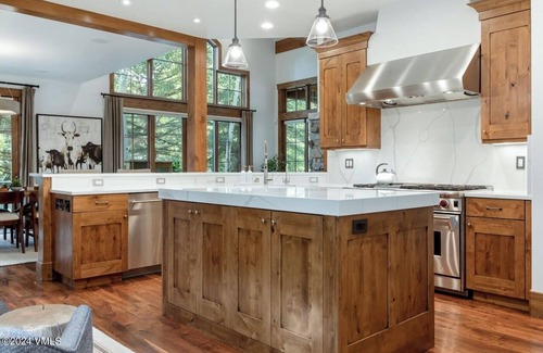 Edwards Casa | Luxurious 6BR 7BA Beaver Creek Home - Sleeps 14. Steps to Arrowhead Lift.