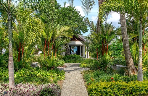 Mammee Bay Villa | Villa lujosa de 7 dormitorios frente al mar en Old Fort Bay, St. Ana