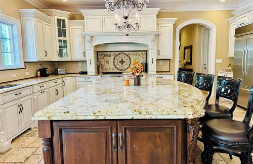 Lewisboro Casa | Luxurious 7-Bedroom Katonah Estate with Pool & Scenic Lake Views.