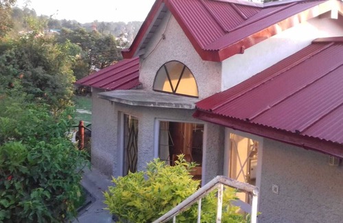 Majkhali Casa | Luxurious 7BHK Bungalow @ Ranikhet by Planacation