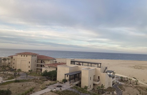 Los Cangrejos II y ÌII Complejo | Luxurious accommodations includes the Grand Studio and Grand Suite - one bedroom