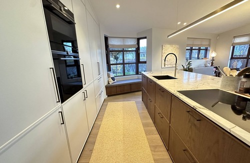 Capital Region Casa | Luxurious and modern Family friendly house, in Reykjavík area