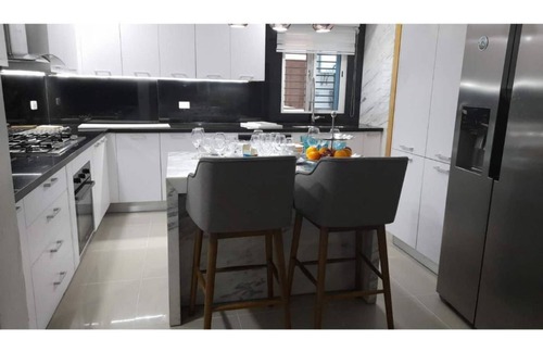 Gascue Apartamento | Luxurious Apartment with Gym