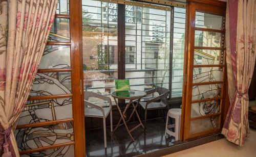 Uttara Apartamento | Luxurious Apartment at city heart near Airport