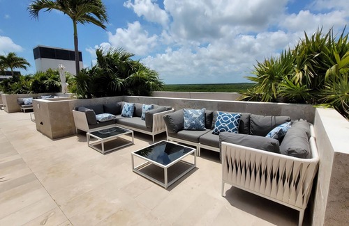 Playa Mujeres Apartamento | Luxurious Apartment La Amada Ocean View