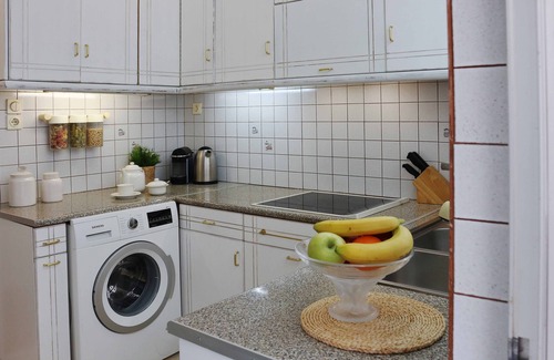 Ilisia Apartamento | LUXURIOUS APARTMENT NEAR US EMBASSY