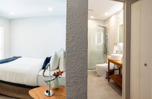 Poinciana Park Hotel | Luxurious Boutique Hotel in Fort Lauderdale
