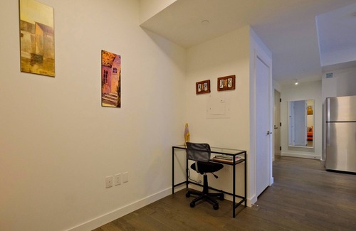 St. Lawrence Condominio | Luxurious Brand New 2 BDRM 2 Bath Condo Downtown Toronto