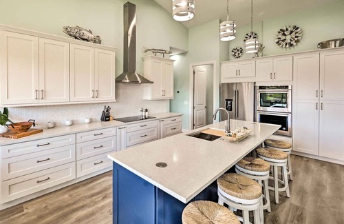 Naples Casa | Luxurious Canal-Front Retreat w/ Game Room!