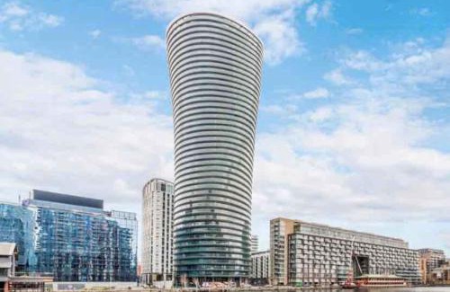 Isle of Dogs Apartamento | Luxurious Canary Wharf Aptartment - Outstanding City View!