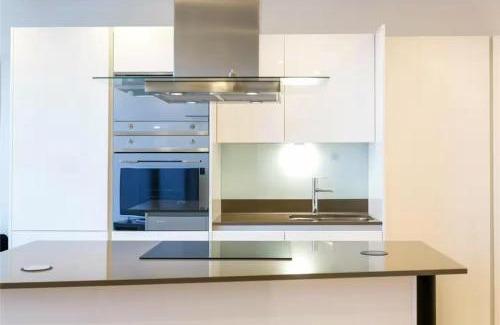 Isle of Dogs Apartamento | Luxurious Canary Wharf Aptartment - Outstanding City View!