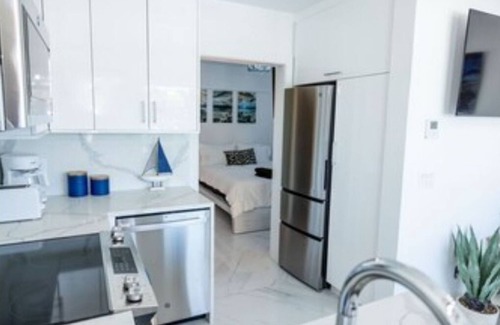 Great Cruz Bay Apartamento | Luxurious Caribbean Suite - 8