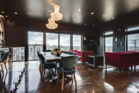 Talbot's Corner Casa | Luxurious Celebrity Home in Nashville