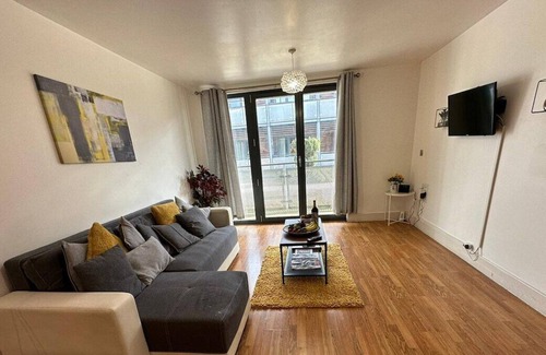 Theatreland Birmingham Apartamento | Luxurious Central w/Parking in Birmingham