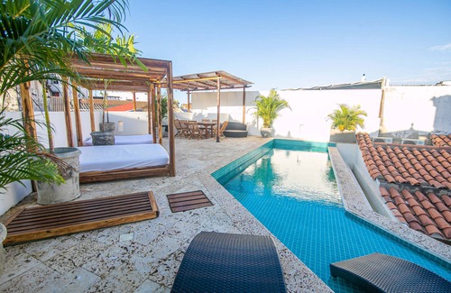 Cartagena District Villa | Luxurious Villa Breeze with Private Pools in Cartagena's Historic Center