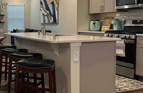 Wake Forest Casa | Luxurious Comfy Cozy Oasis