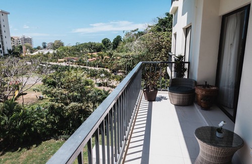 Barrio Santa Lucía Condominio | Condominio de lujo, a 10 minutos a pie de playa / ciudad, piscina increíble y comodidades.