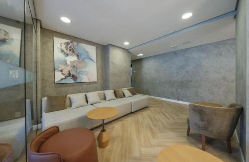 Santo Amaro Apartamento | Luxurious condo | Budget flat
