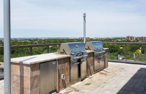 Toronto Condominio | Luxurious condo close to Toronto Airport and casino