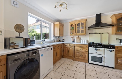 Ipswich Apartamento | Luxurious & Cosy 3BR Home Near Ipswich City Centre