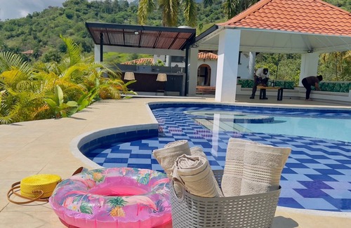 Silvania Villa | Lujosa casa de campo. Hacienda Loretto Silvania