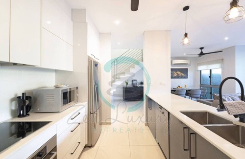 Fannie Bay Apartamento | Luxurious & Cozy Retreat ~ Pool ~ Office ~ Parking