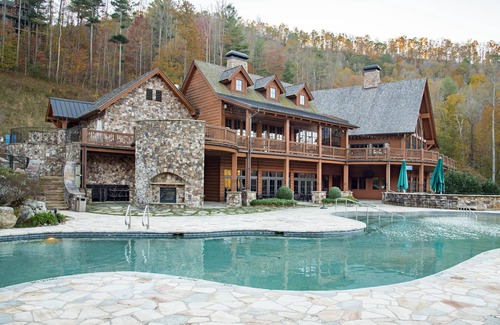 Bear Lake Reserve Cabaña | Casa de campo de montaña lujosa de Creekside en el lago Bear