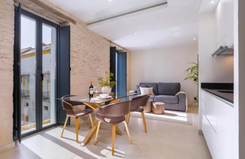 San Bartolome Apartamento | Luxurious Duplex 2Bd 2Bth over Casa Pilatos