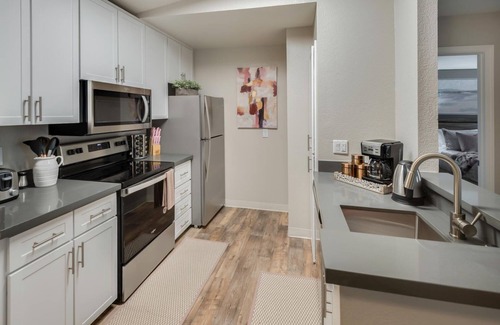 Rocklin Apartamento | Lujosa y elegante, perfecta estadía de 5 estrellas a largo plazo