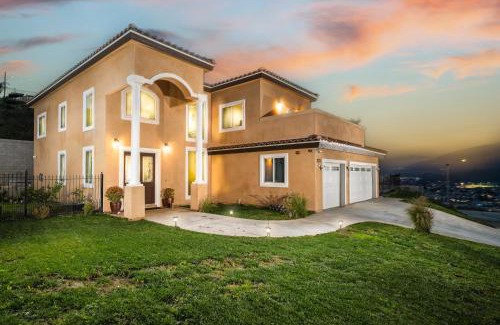 San Bernardino Casa | Luxurious Estate w/Heated Pool and Amazing Views