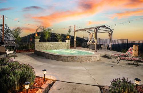 San Bernardino Casa | Luxurious Estate w/Heated Pool and Amazing Views