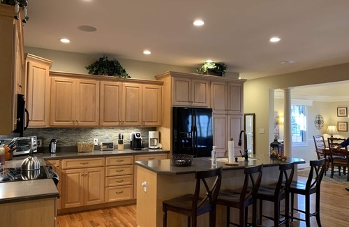 Nellysford Casa | Luxurious Family Friendly Mountain Home! Great Location on Devils Knob