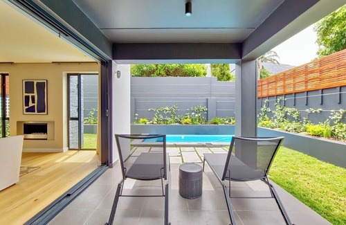 Newlands Casa | Luxurious Family home in Newlands with Pool