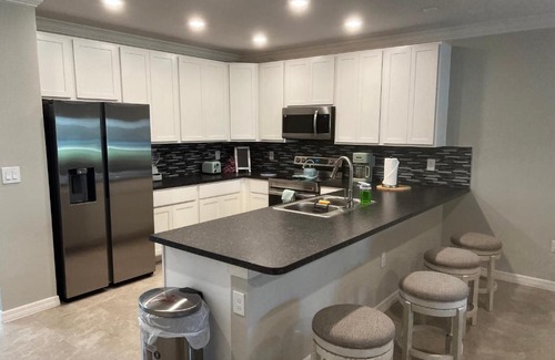Kissimmee Casa | Luxurious Farm Style House