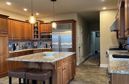 Lewisberry Casa | Luxurious four bedroom Home with private Jacuzzi