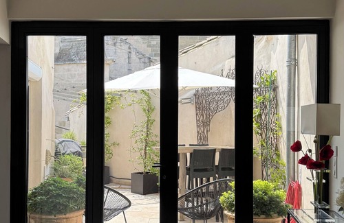 L'Isle-sur-la-Sorgue Apartamento | Lujoso apartamento en el corazón del casco antiguo de Isle sur la Sorgue
