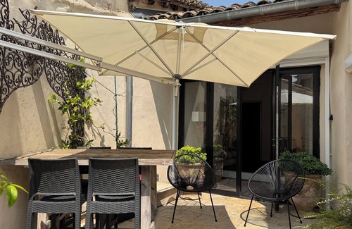 L'Isle-sur-la-Sorgue Apartamento | Lujoso apartamento en el corazón del casco antiguo de Isle sur la Sorgue