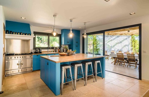 Rayol-Canadel-sur-Mer Casa | LUJOSA VILLA MODERNA 600M2, 8 BDR, HERMOSO JARDÍN, ACCESO DIRECTO A LA PLAYA