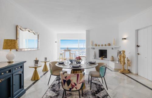 Puerto Banus Apartamento | luxurious frontline penthouse in puerto banus