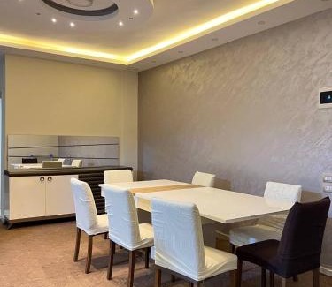 Al-Mafraq Apartamento | Luxurious fully equipped independent apartment