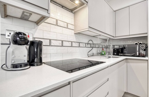 Southfields Casa | Luxurious Getaway 3BR 3BA House