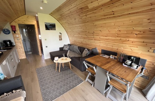 Bunmahon Cabina | Luxurious Glamping Pod on the Copper Coast with sauna barrel access.