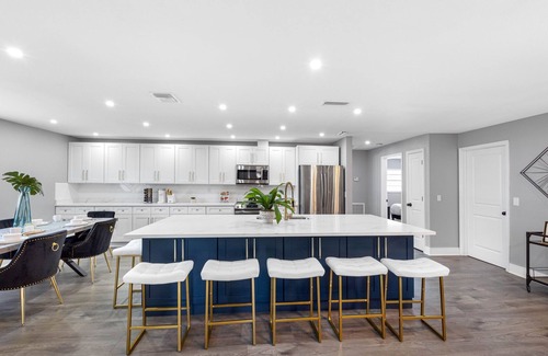 Temple Terrace Casa | Luxurious Golf Course Retreat
