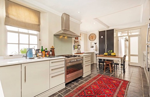 Stellenbosch Casa | Luxurious Golf Estate Living