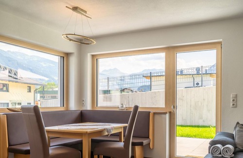 Kaltenbach Apartamento | Luxurious holiday apartment near the Hochzillertal ski lift