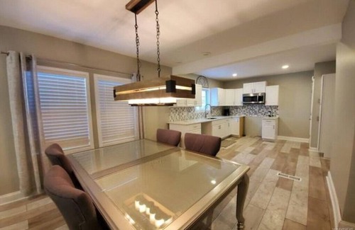 Niagara Falls Casa | Luxurious Home in the Heart of Niagara Falls