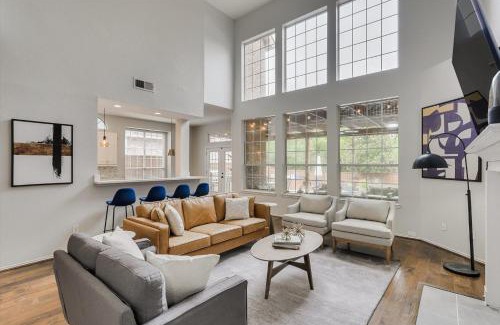 Mesquite Casa | Luxurious Home w Cinema Room & Private Pool