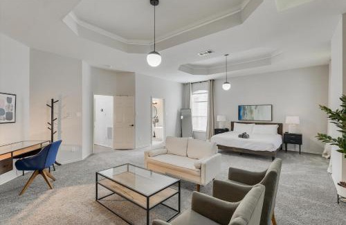 Mesquite Casa | Luxurious Home w Cinema Room & Private Pool