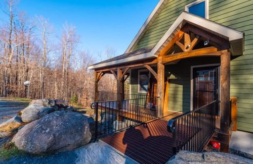 Stratton Cabina | Luxurious Home with an Incredible View!