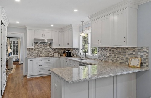 North Chatham Casa | Luxurious Home with Pool & Game Room in Cape Cod